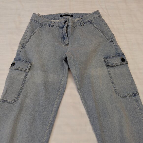 Theory Size 2 Light Wash Cargo Capri Jeans *See Note - Picture 11 of 12